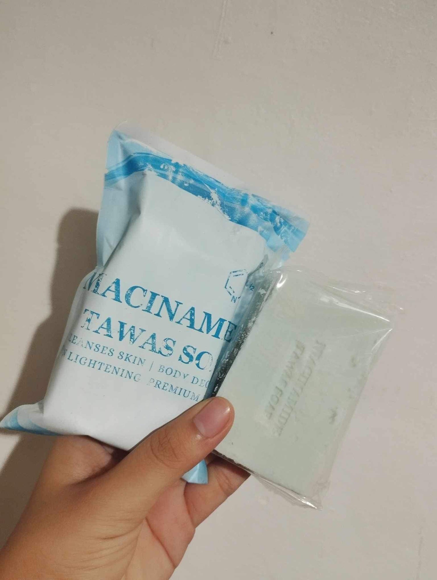 Niacinamide Tawas (Allum) Premium Whitening Soap